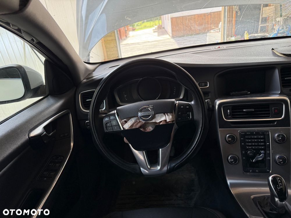 Volvo V60 D3 Base - 7