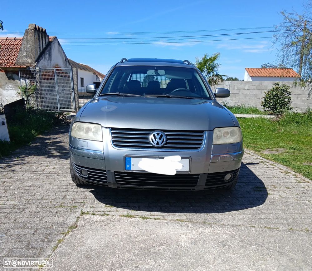 VW Passat Variant 1.9 TDi Highline 4M - 2