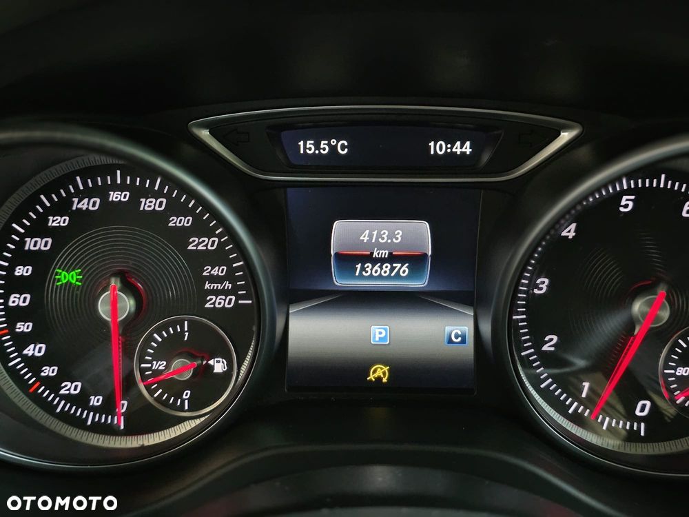 Mercedes-Benz CLA 200 - 9