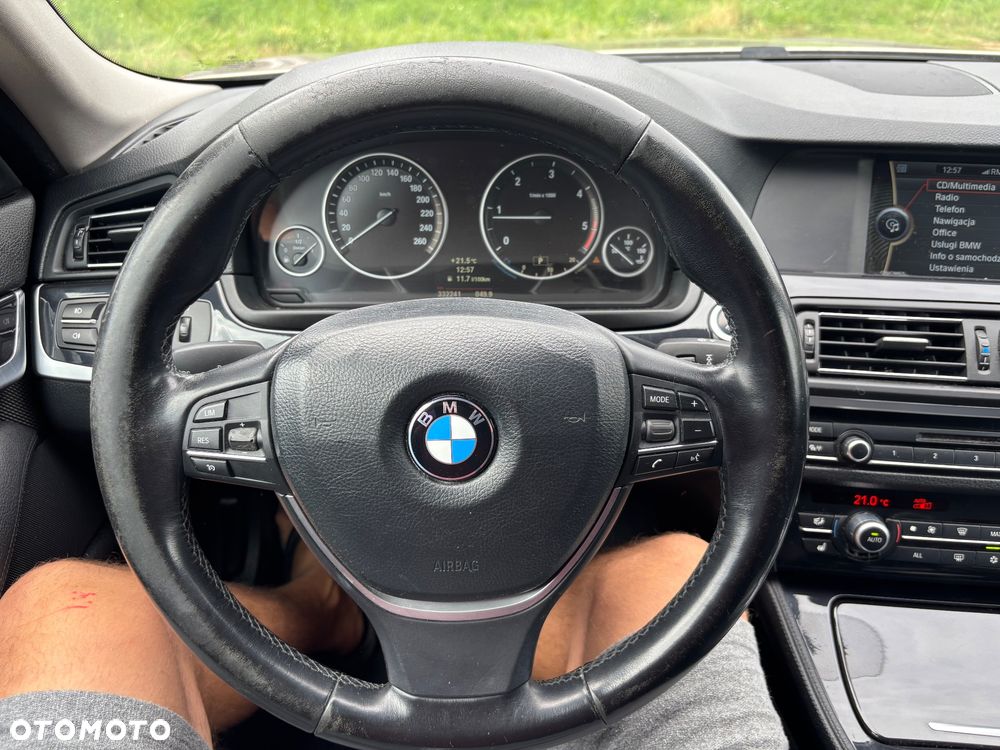 BMW Seria 5 520d - 35