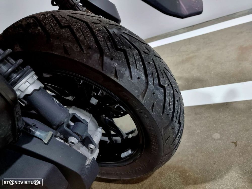 BMW C 400 X 400 X Racing Red - 14