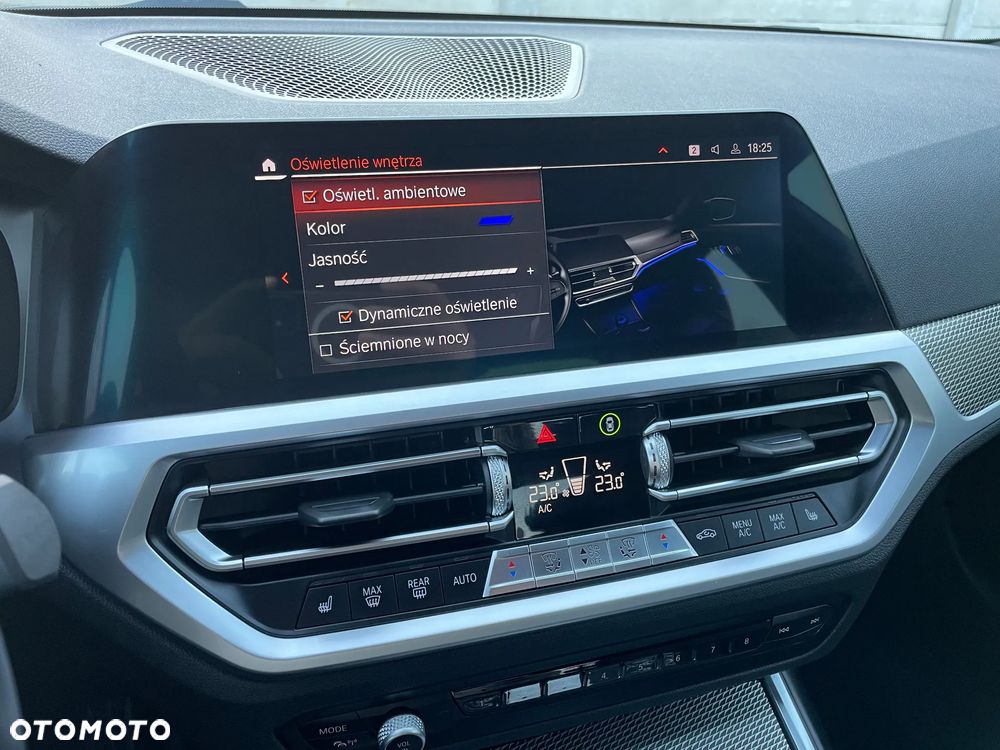 BMW Seria 3 320d xDrive M Sport Shadow - 32