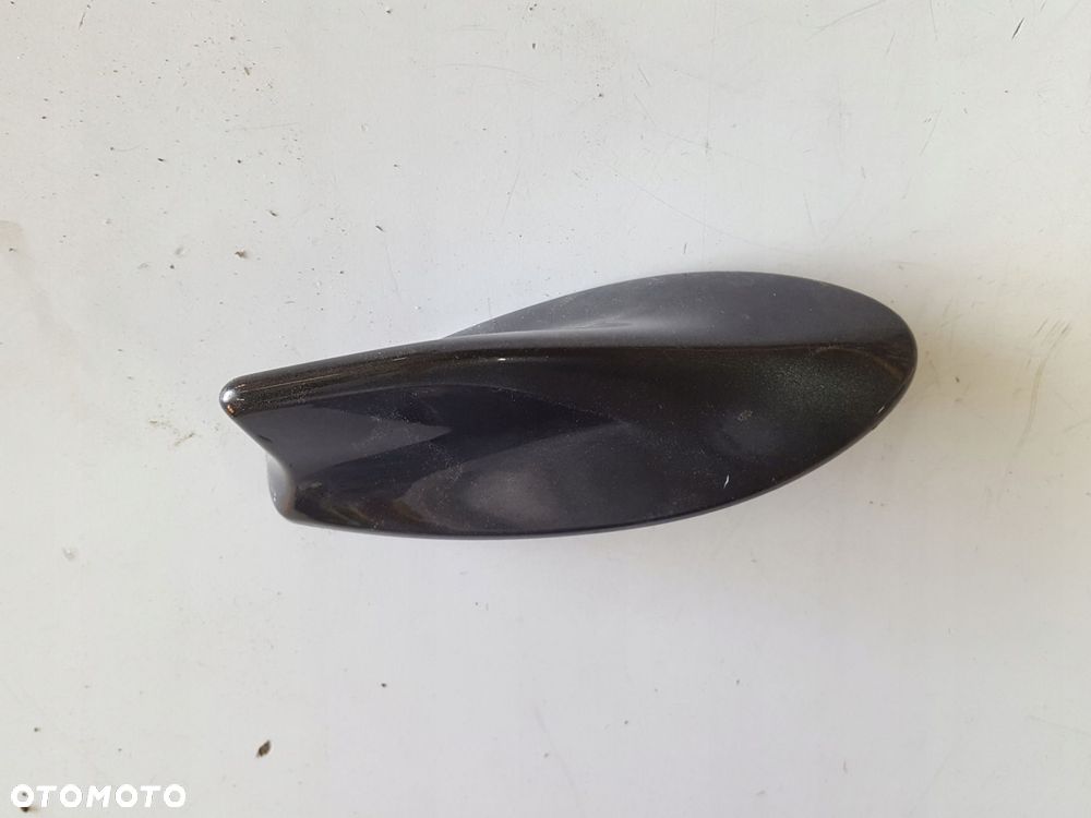 TOYOTA LAND CRUISER 150 LIFT 18-22r ANTENA DACHOWA PŁETWA 1G3 - 2