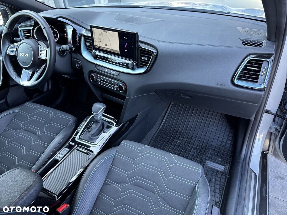 Kia XCeed 1.6 T-GDI Tribute DCT - 25