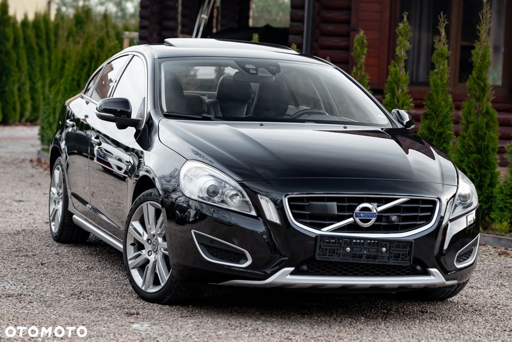 Volvo S60 T6 AWD Geartronic Summum - 4