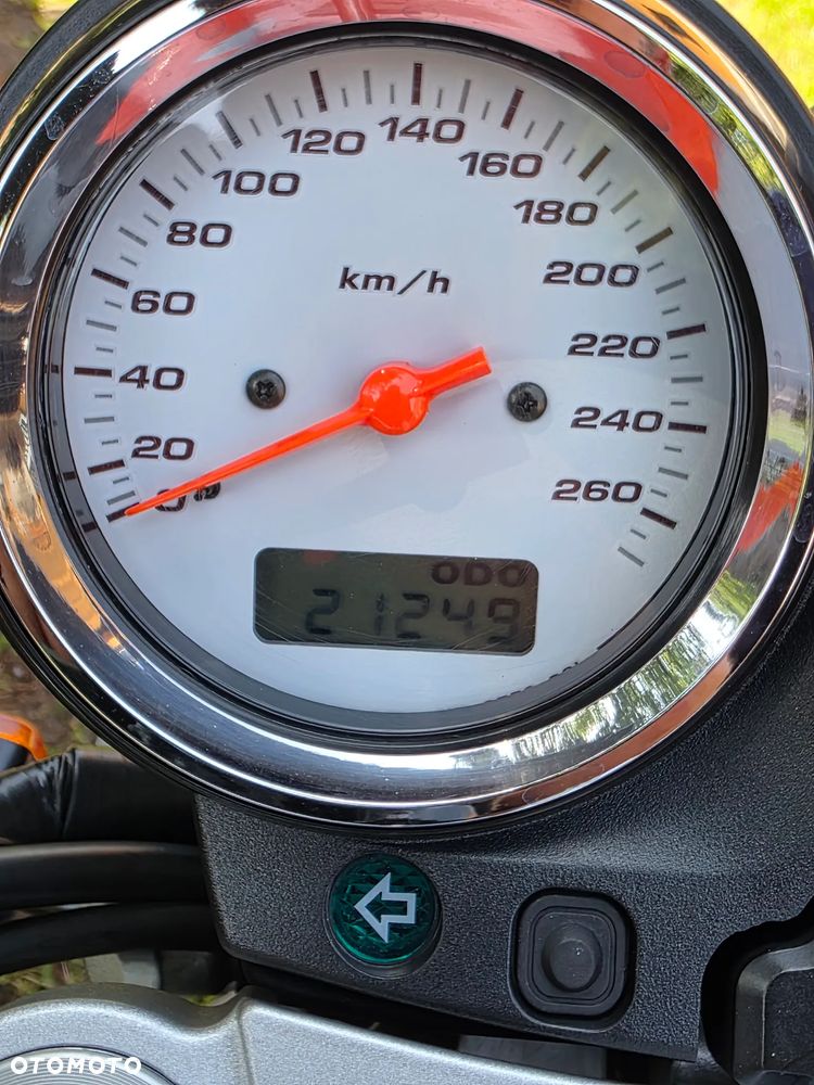 Honda CB - 10