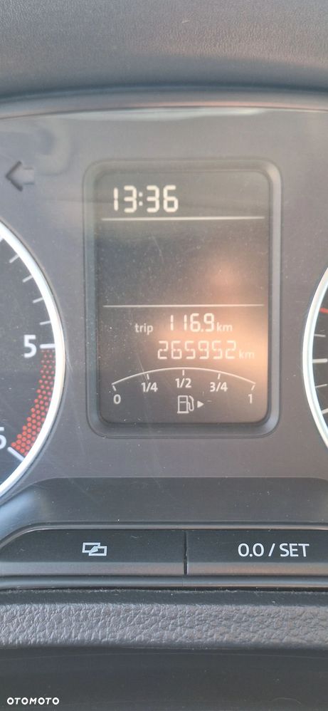 Volkswagen Polo 1.6 TDI DPF Highline - 25