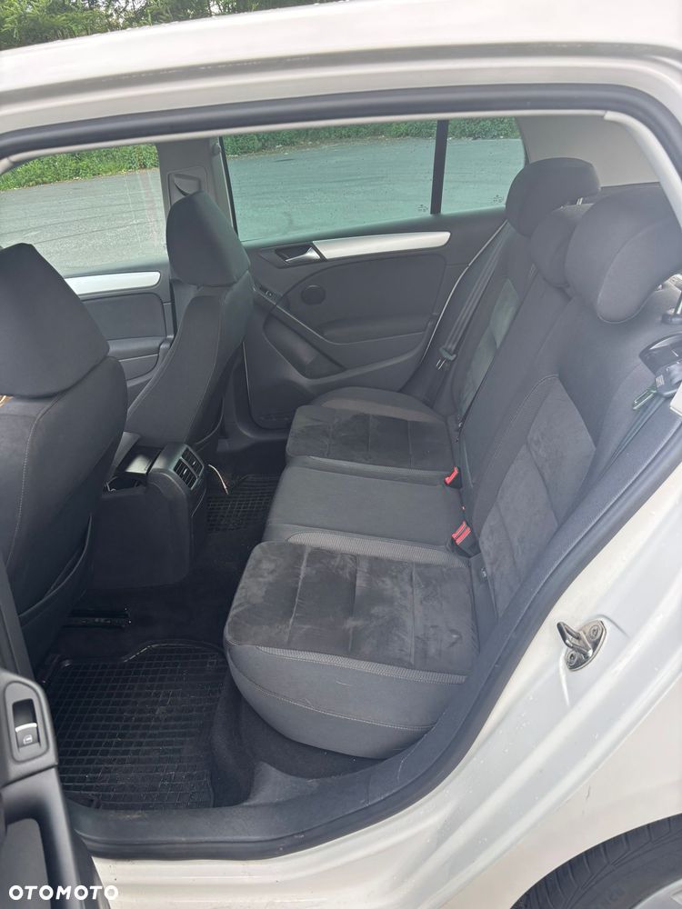 Volkswagen Golf 1.4 TSI Highline DSG - 11