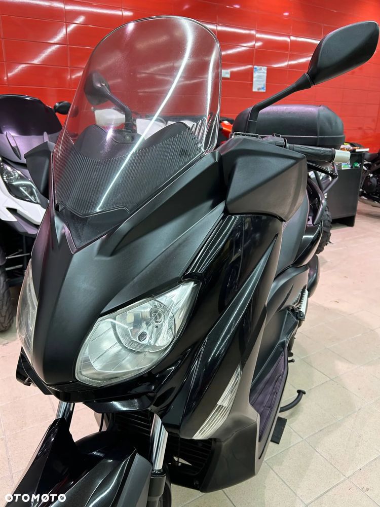 Yamaha X-max - 7