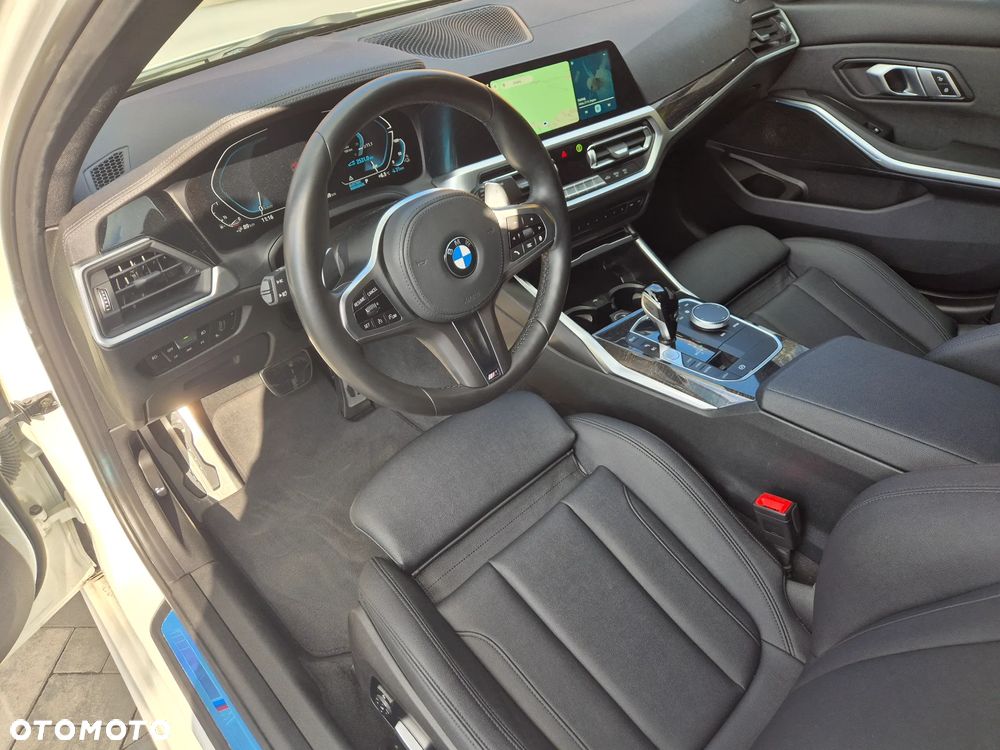 BMW Seria 3 - 12