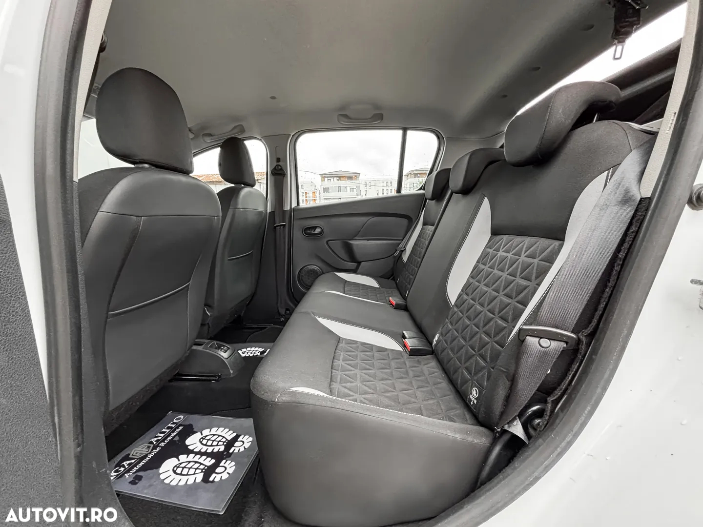 Dacia Sandero - 9