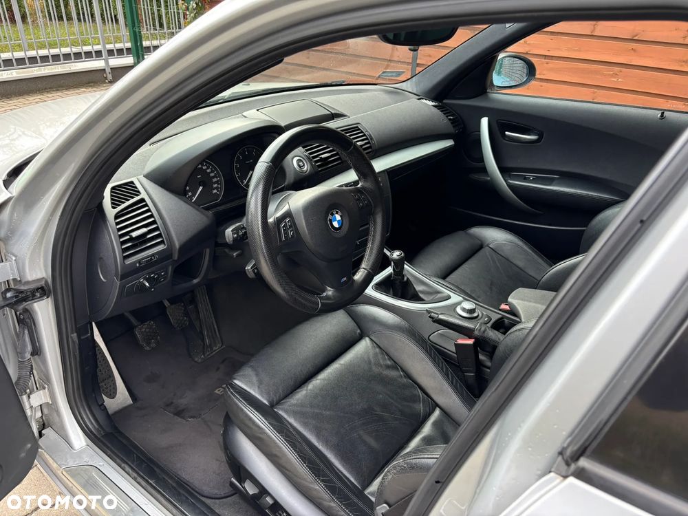 BMW Seria 1 130i - 10