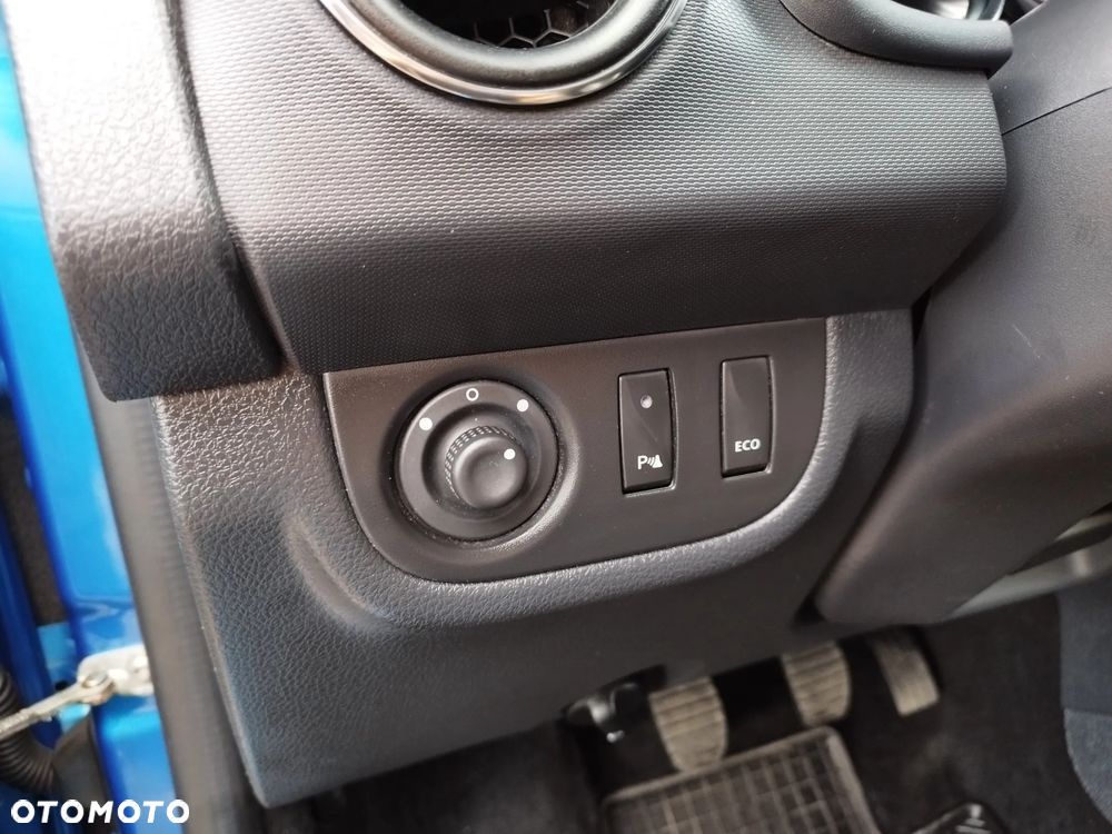 Dacia Sandero 0.9 TCe Laureate S&S EU6 - 21