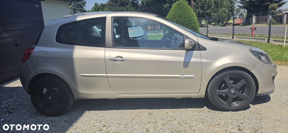 Renault Clio - 5