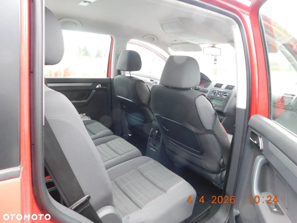 Volkswagen Touran - 7