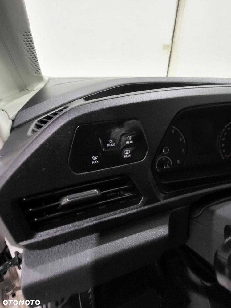 Volkswagen Caddy - 19