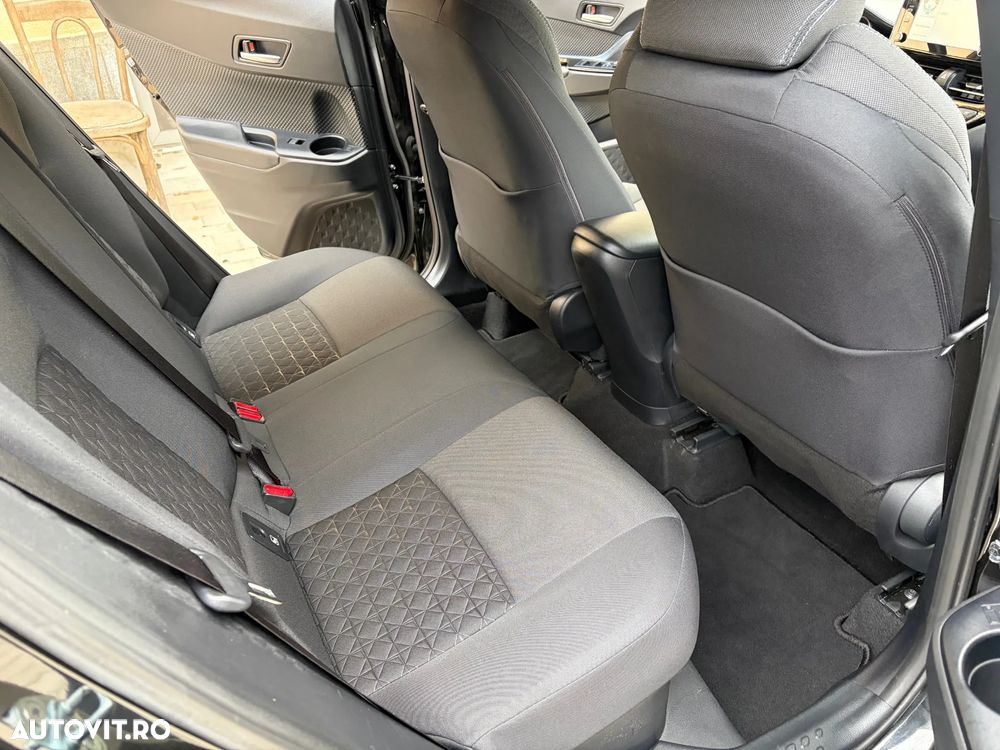 Toyota C-HR 2.0 Hybrid Business-Edition - 21
