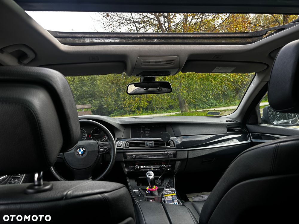 BMW Seria 5 520d - 7