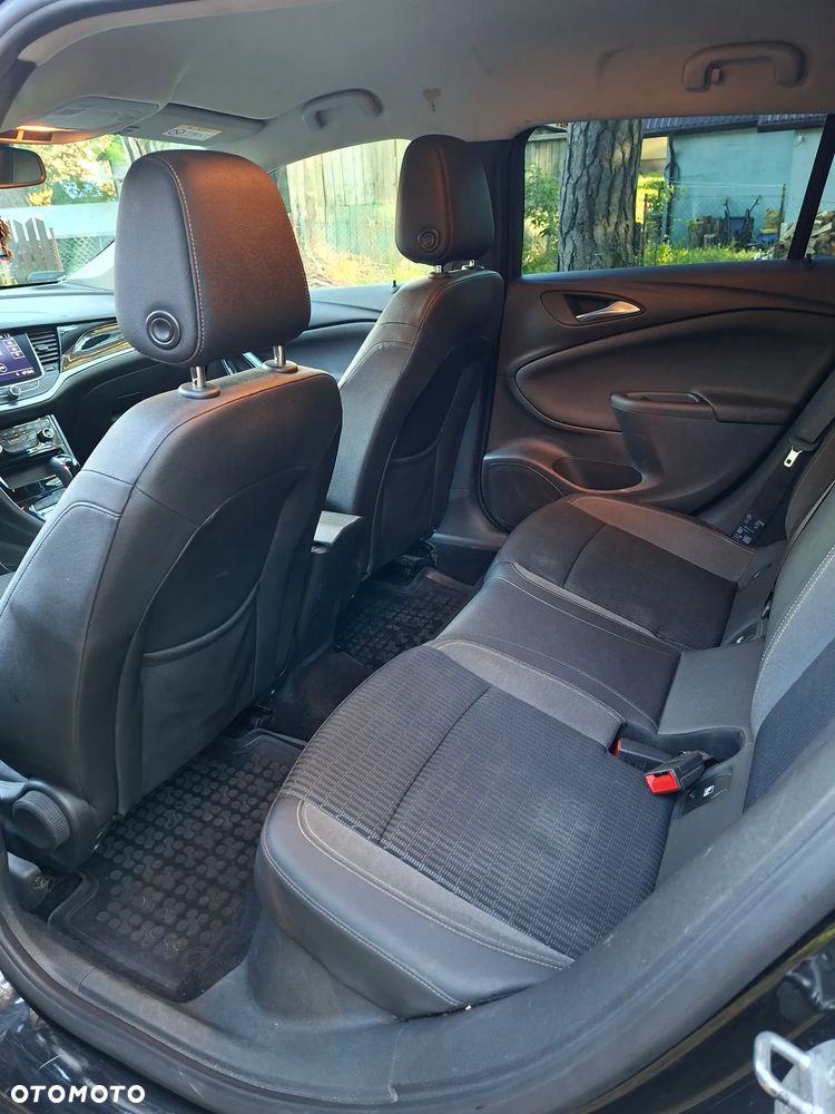 Opel Astra 1.5 CDTI - 8