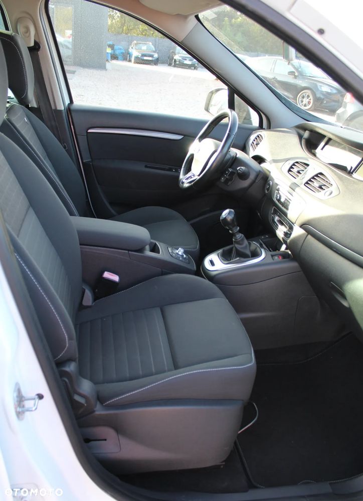 Renault Scenic - 38