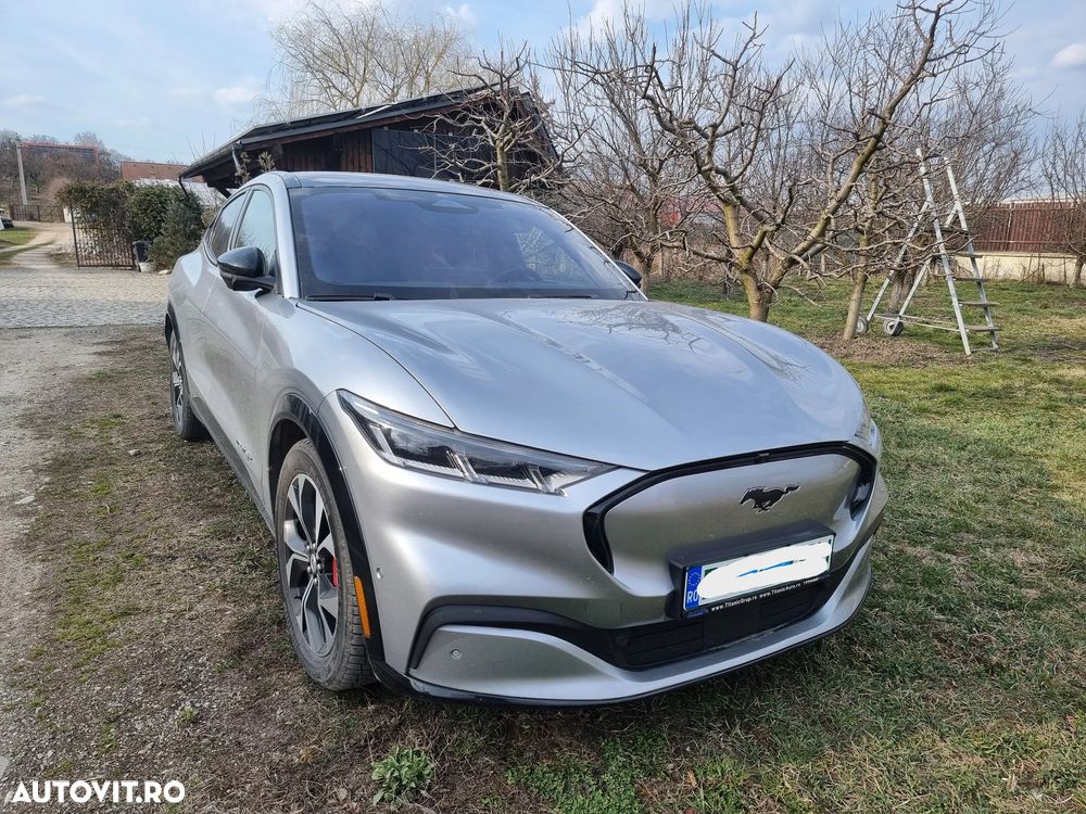 Ford Mustang Mach-E AWD PREMIUM - 1