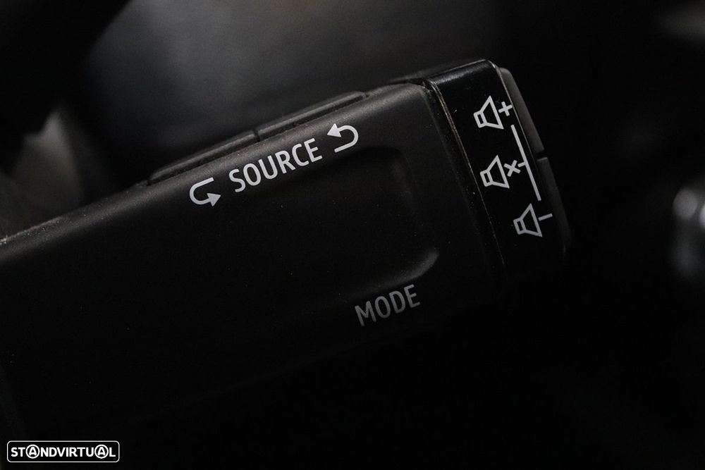 Renault Clio 1.0 TCe Techno Bi-Fuel - 18