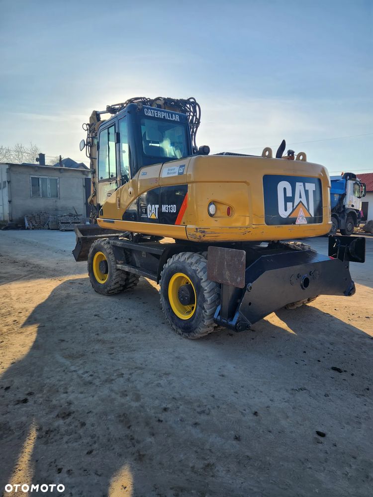 Caterpillar M313D - 4