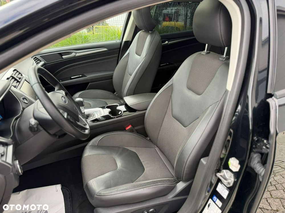 Ford Mondeo - 14
