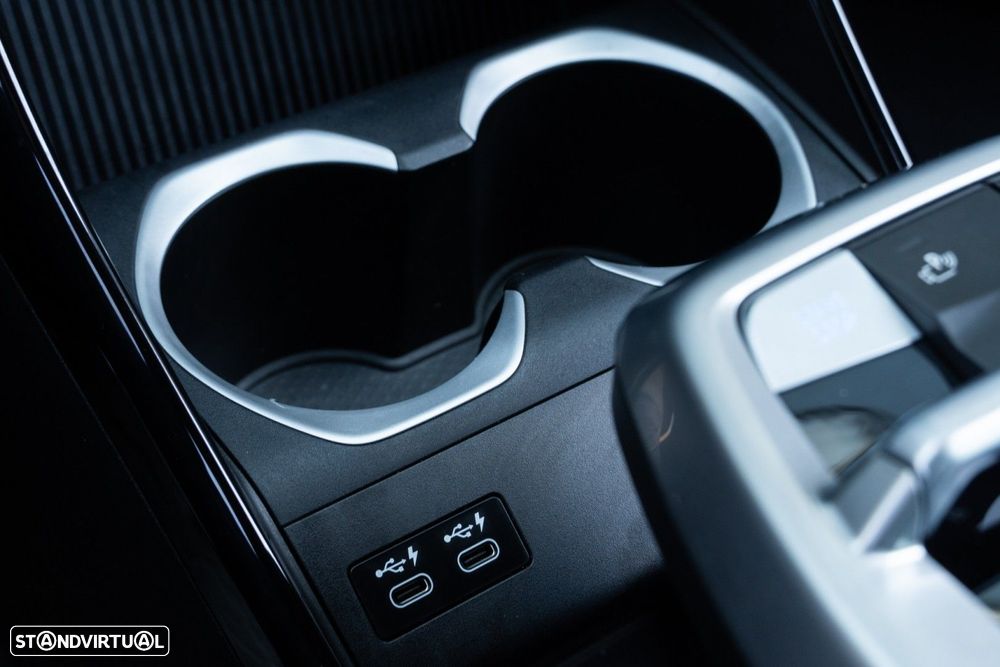 BMW iX1 xDrive30 Pack Desportivo M - 52