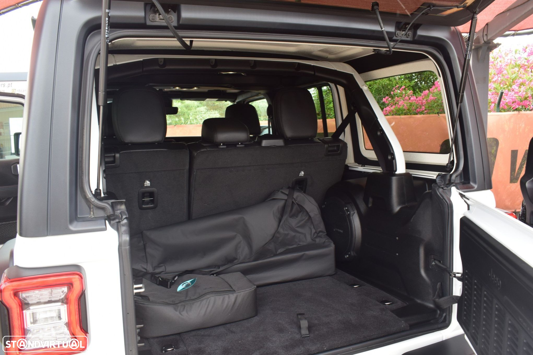 Jeep Wrangler Unlimited 2.0 TG 4xe Rubicon - 14