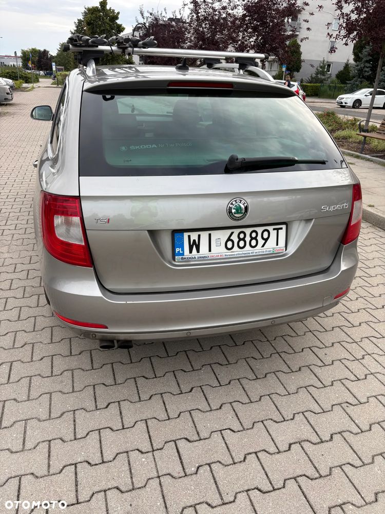 Skoda Superb 1.8 TSI Elegance DSG - 4