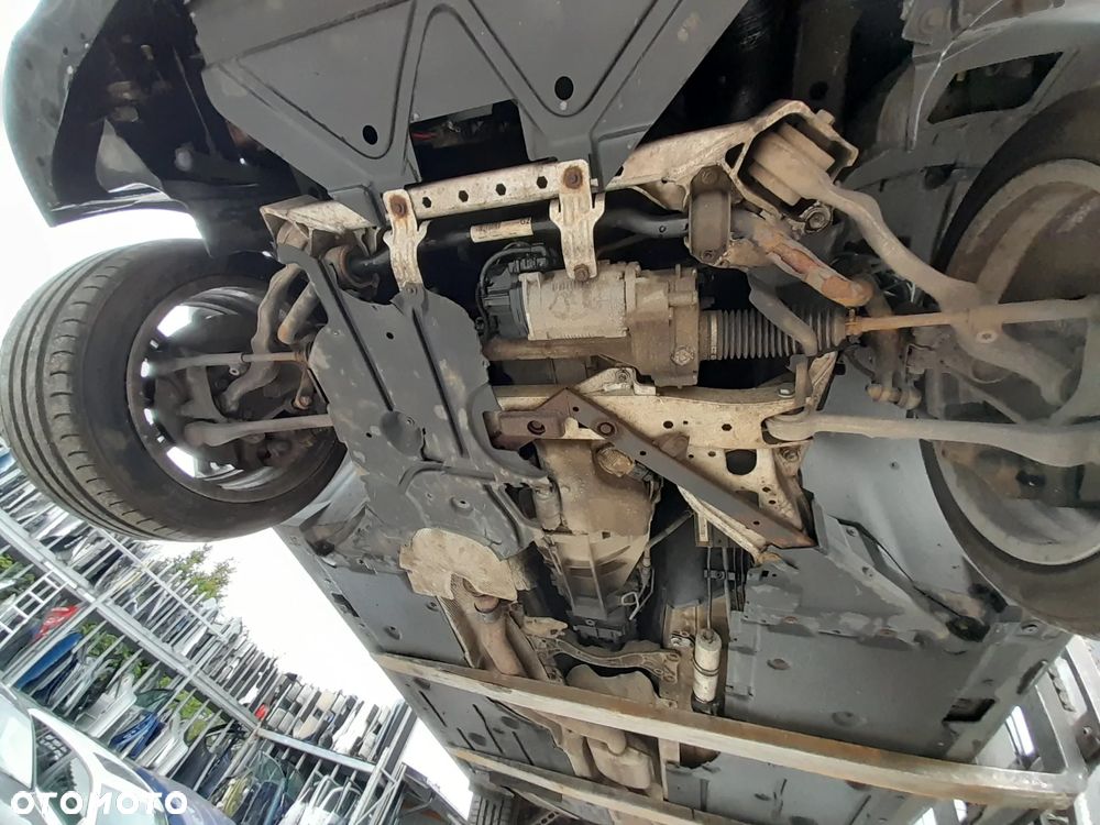 BMW E91 WÓZEK SANKI PRZEDNIEGO ZAWIESZENIA - 1