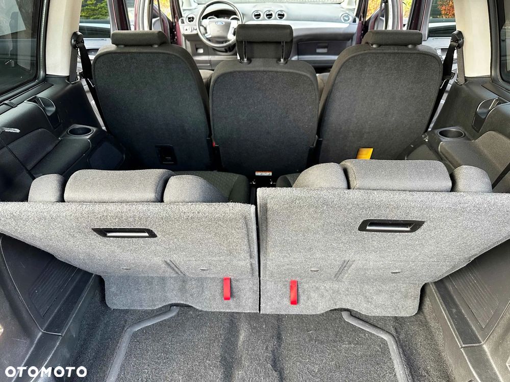 Ford Galaxy 2.0 Trend - 32