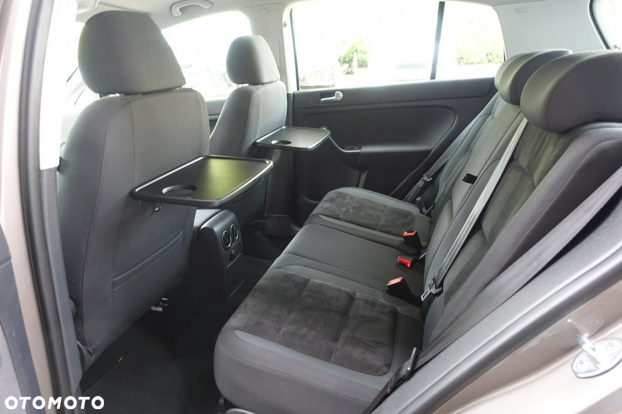 Volkswagen Golf Plus 1.6 TDI BlueMot Trendline - 16