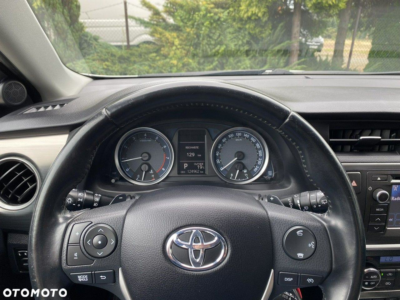 Toyota Auris - 18