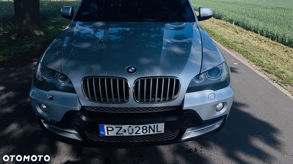 BMW X5 4.8i xDrive - 31