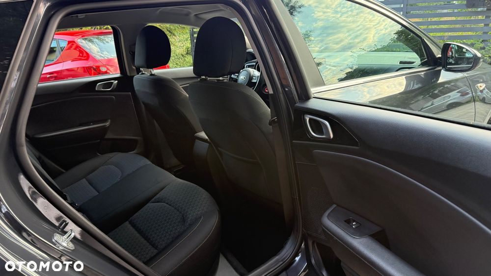 Kia Ceed 1.6 CRDi Eco-Dynamics+ (48V Mild-Hybrid) DCT7 Spirit - 34