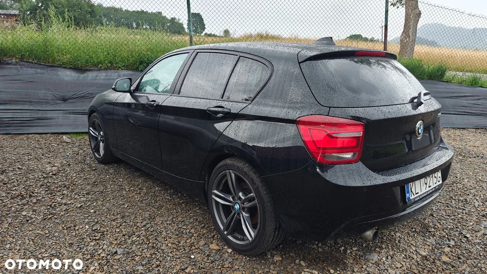 BMW Seria 1 116i - 11