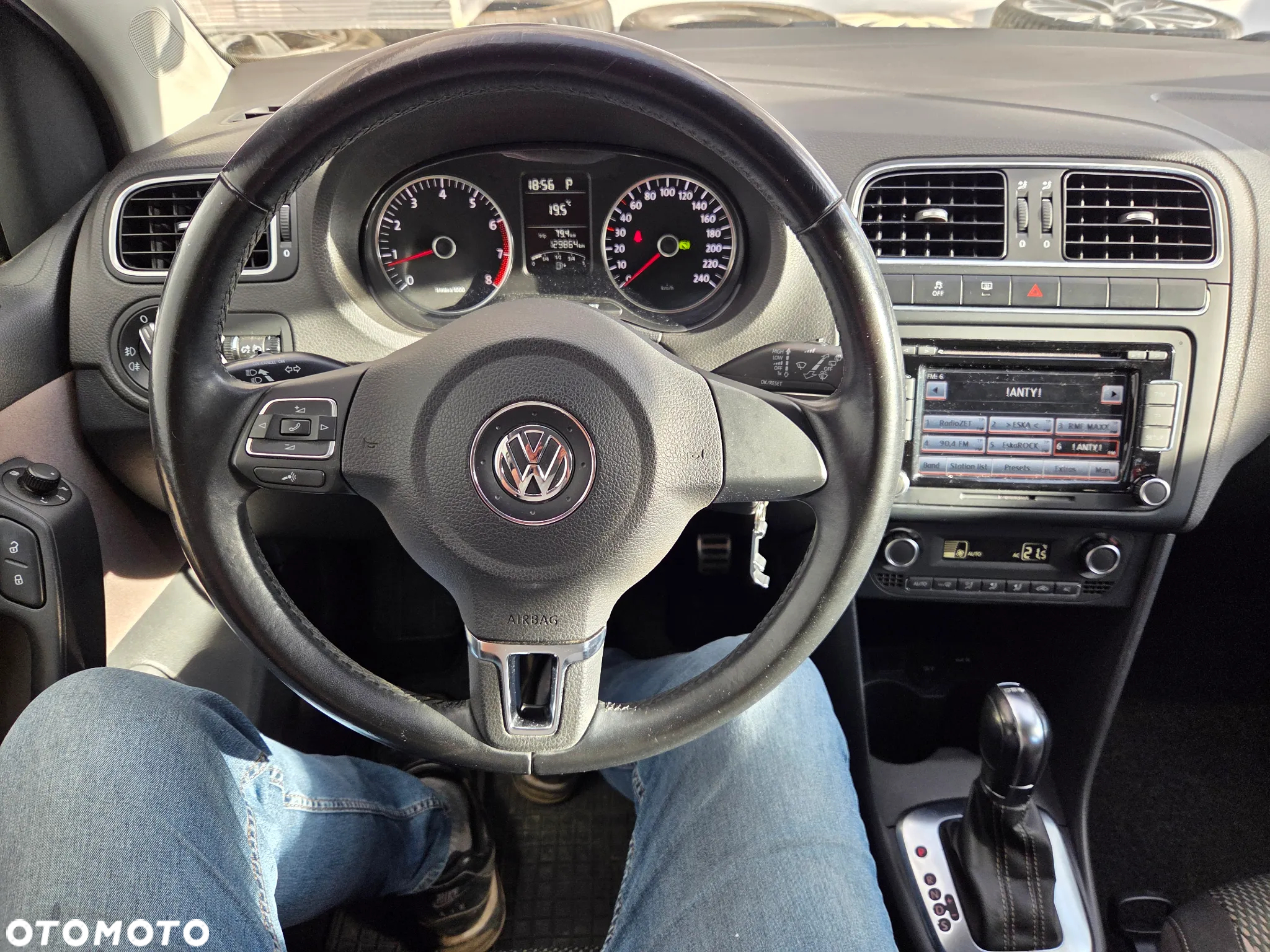 Volkswagen Polo 1.2 TSI Highline DSG - 11
