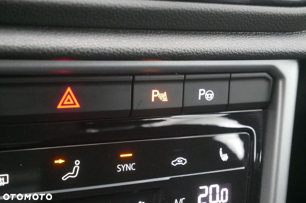 Volkswagen T-Roc 1.5 TSI Life DSG - 17