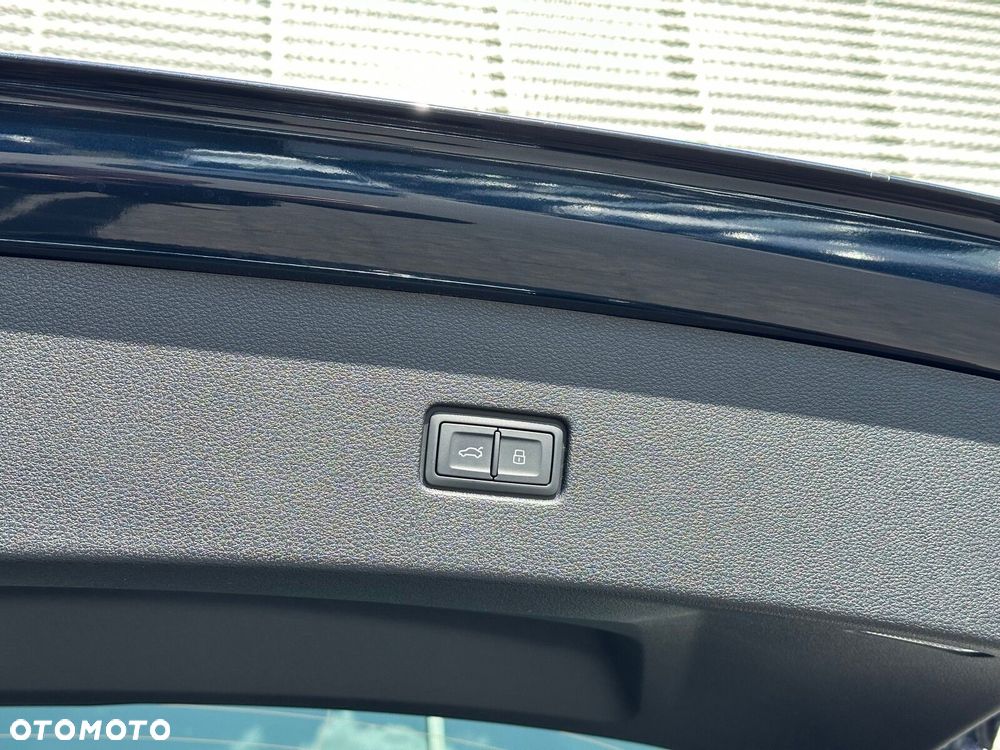 Audi Q8 - 12