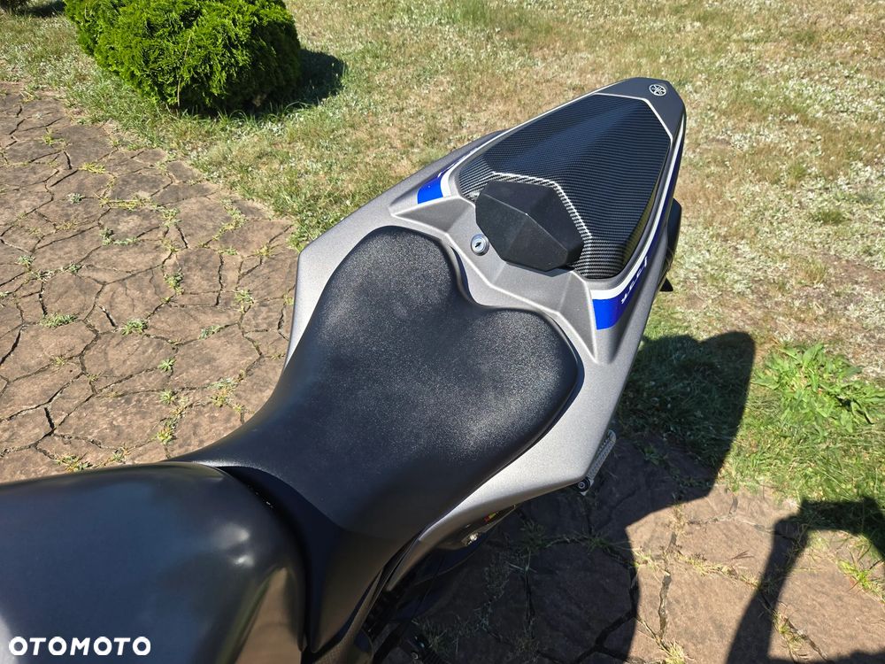 Yamaha YZF - 10