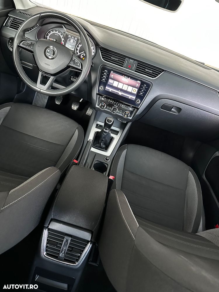 Skoda Octavia Combi Diesel 1.6 TDI Ambition - 7