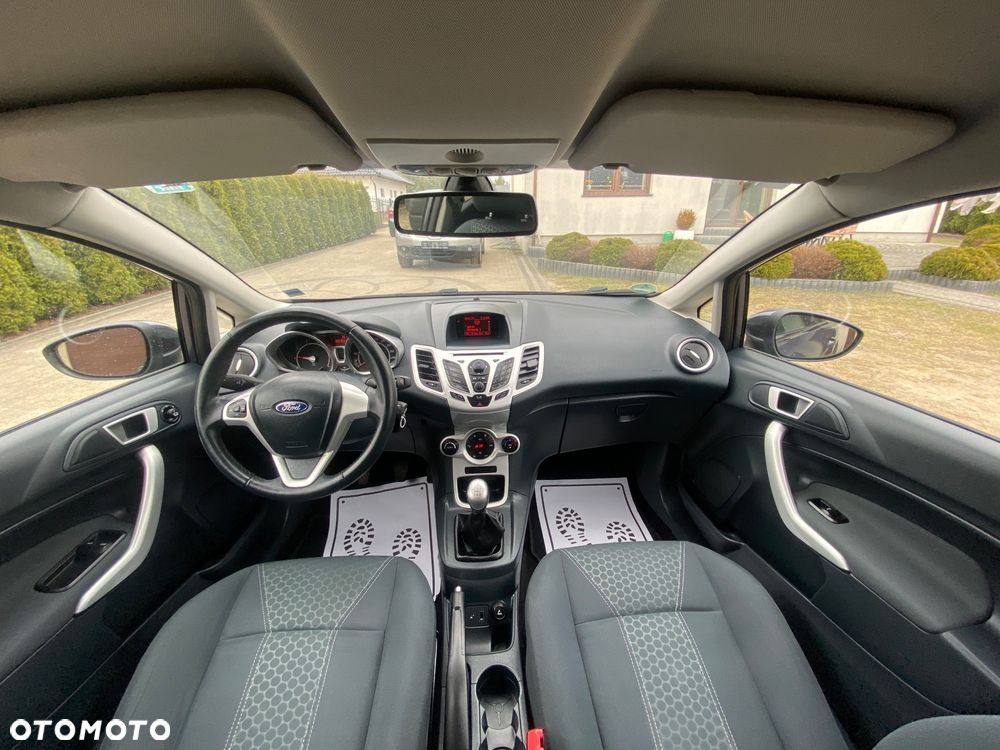 Ford Fiesta 1.4 Titanium EU5 - 13
