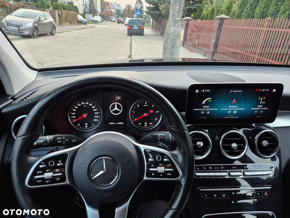 Mercedes-Benz GLC 300 d 4-Matic - 17