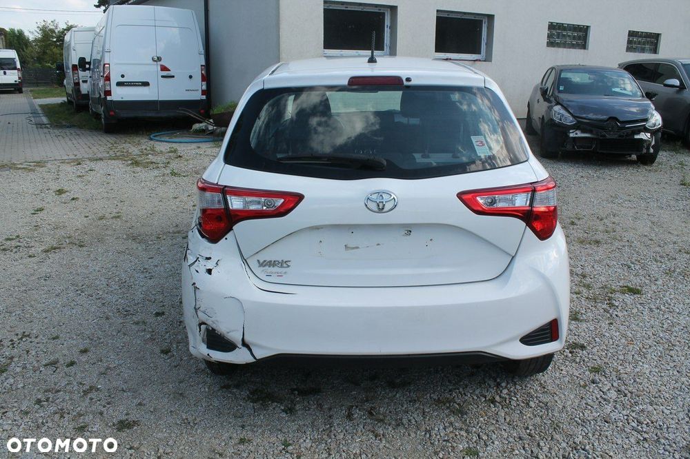 Toyota Yaris - 6