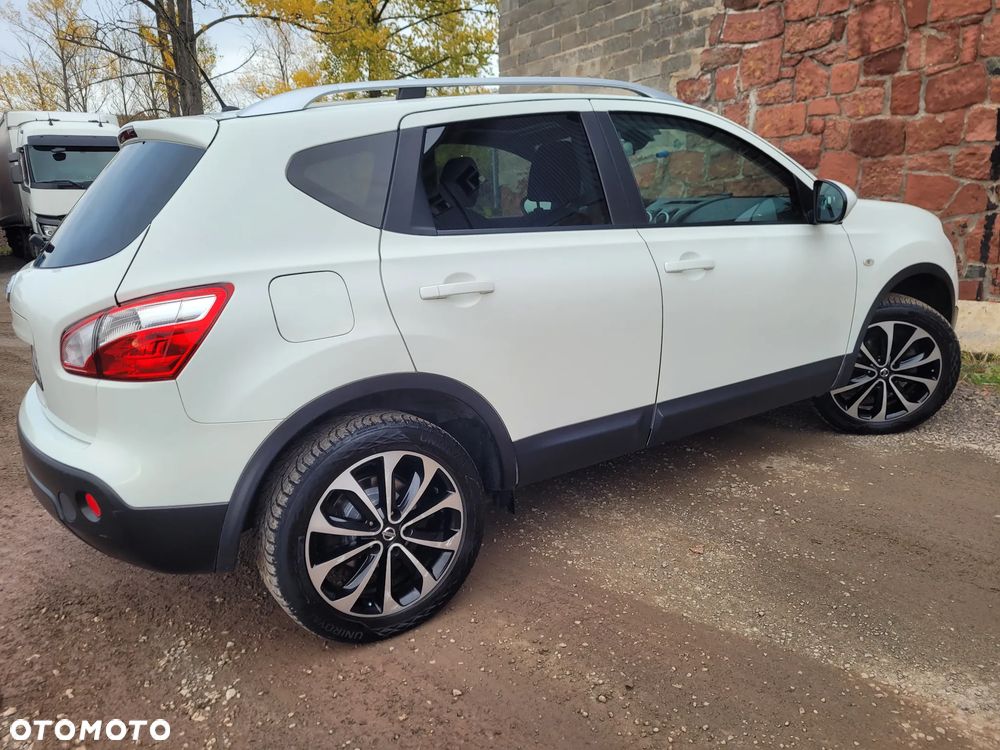 Nissan Qashqai 1.6 360 - 14