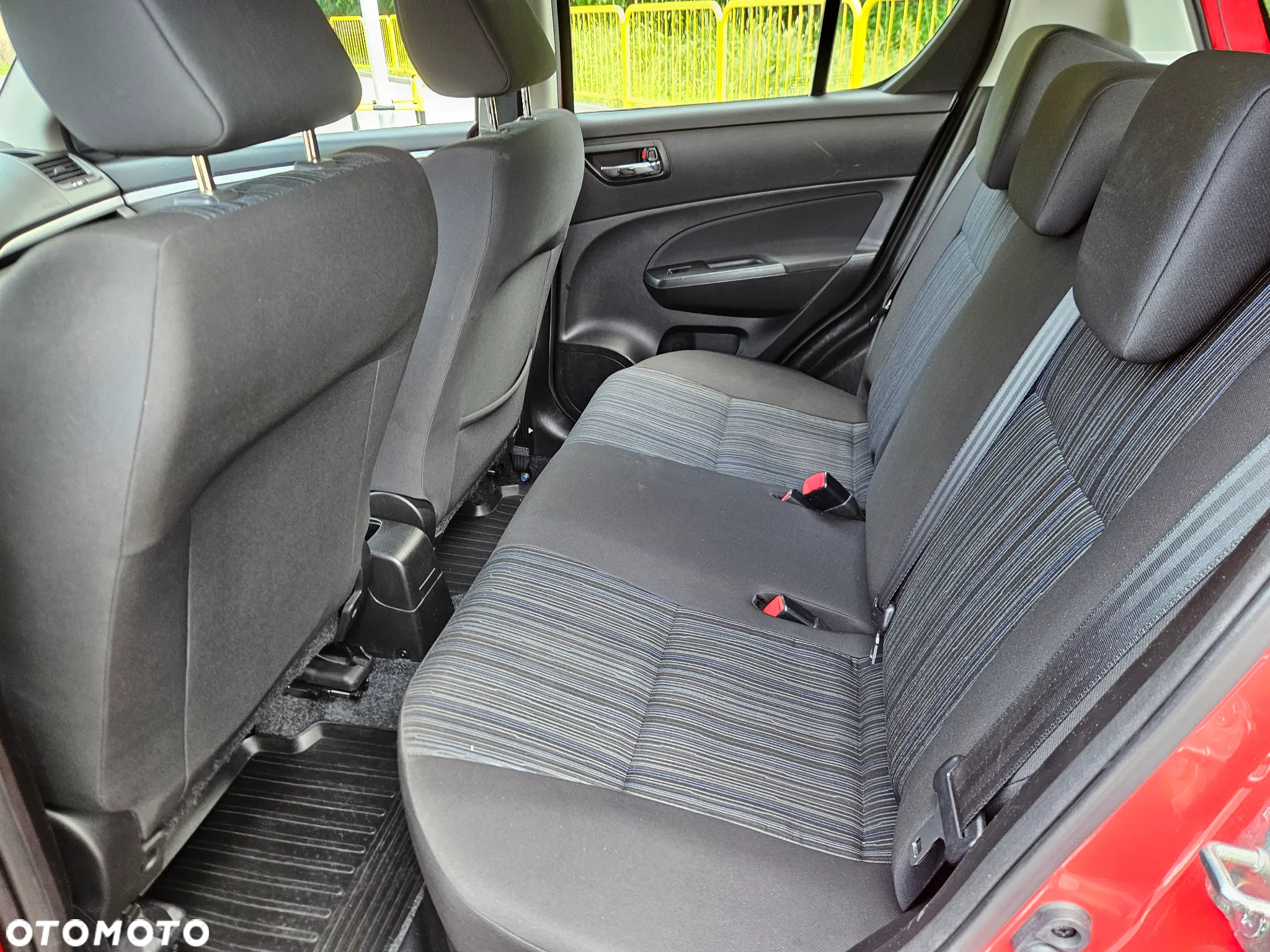 Suzuki Swift 1.2 Comfort Plus - 9