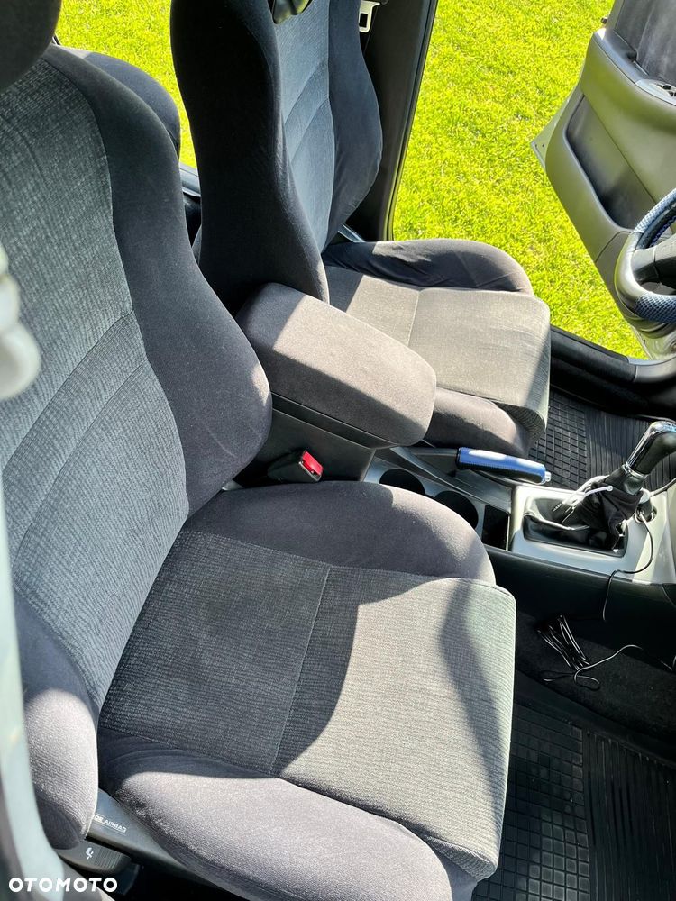 Toyota Corolla 2.0 D-4D Terra - 13