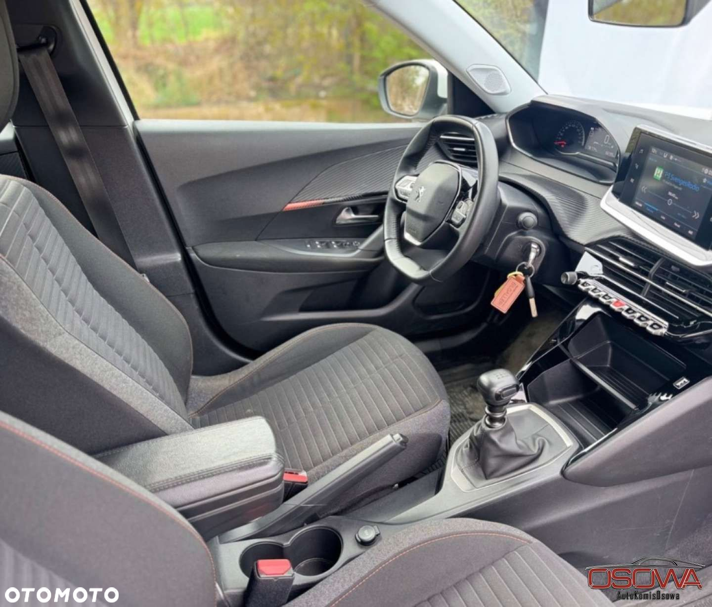 Peugeot 2008 - 10
